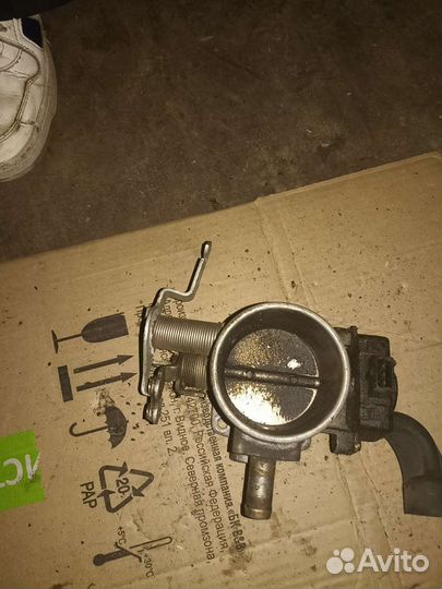 Дроссельная заслонка BMW 5 E34 M20B25