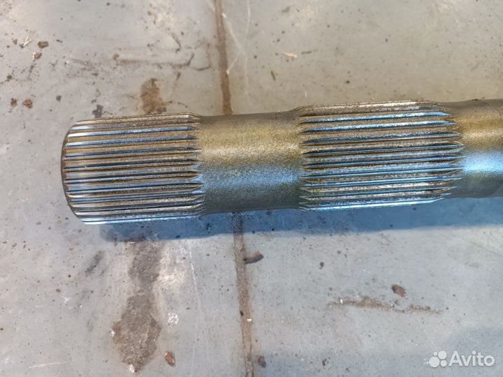 Полуось моста левый Man Tgx