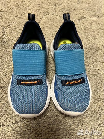 Кроссовки fess