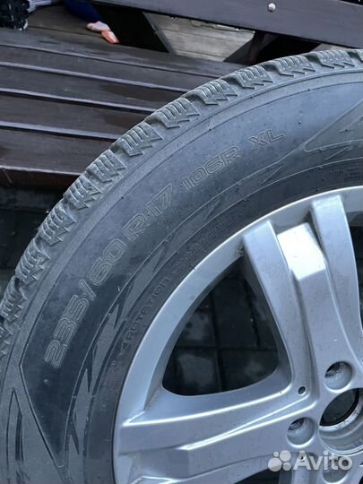 Nokian Tyres Hakkapeliitta R2 SUV 235/60 R17 106R