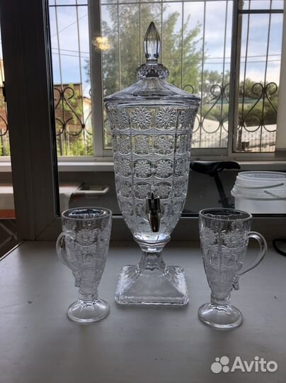 Лимонадница с краном