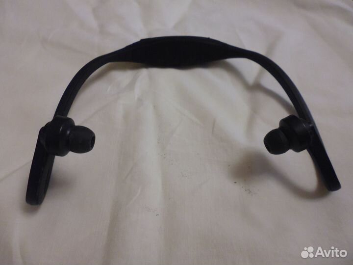 Наушники Bluetooth