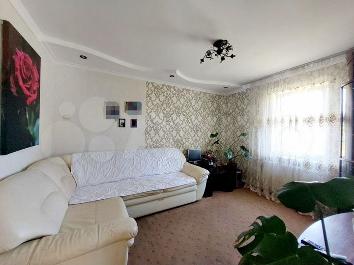 Дом 98 м² на участке 5 сот.