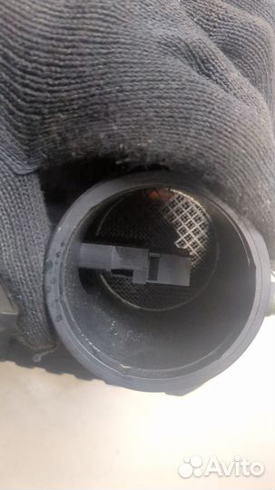 Корпус воздушного фильтра Volkswagen Golf 4, 2001