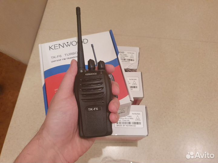 Портативная Kenwood рация TK-F6