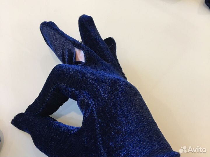 Перчатки короткие бархатные 3 пары