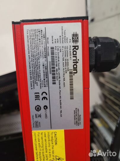 Rack PDU Raritan PX2-4493-K1 в серверный шкаф