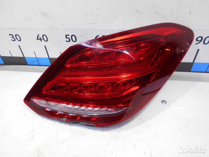 Фонарь задний правый Mercedes W205