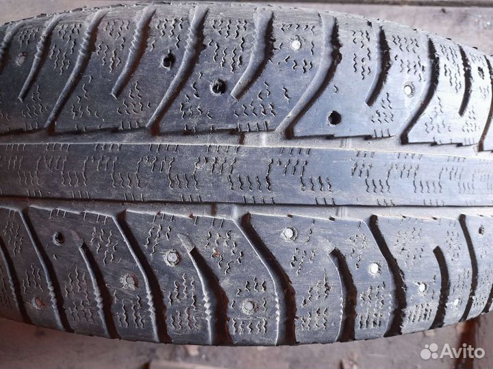 Bridgestone Ice Cruiser 7000 195/65 R15