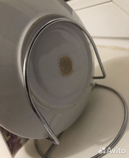 Чайный сервиз на подставке