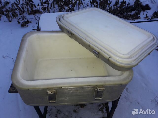 Изотермический контейнер-термос для пищевых продук