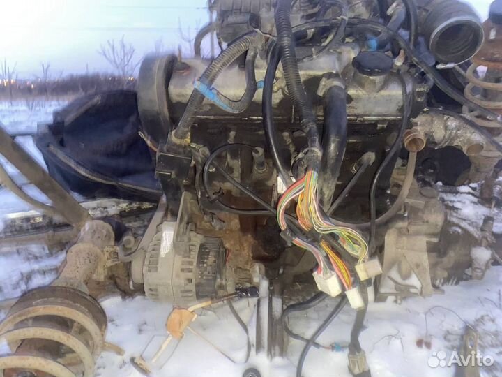 Двигатель 2114