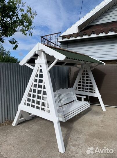 Качели дачные с навесом