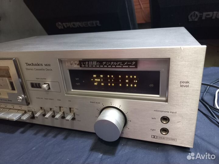 Кассетная дека Technics RS-M22
