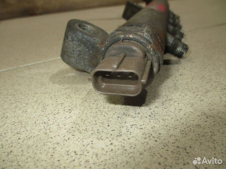 Рейка топливная Nissan Navara (D40)