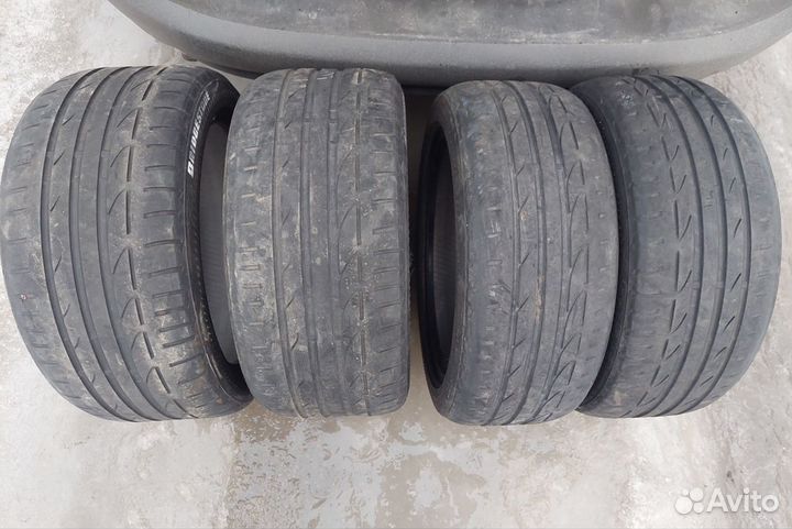 Bridgestone Potenza S001 225/45 R17 и 255/40 R17 91W