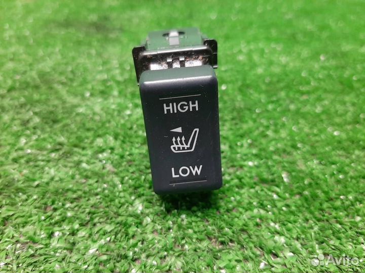 Переключатель обогрева сидений Subaru Legacy/ Out