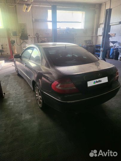 Mercedes-Benz CLK-класс 2.6 AT, 2003, 326 000 км