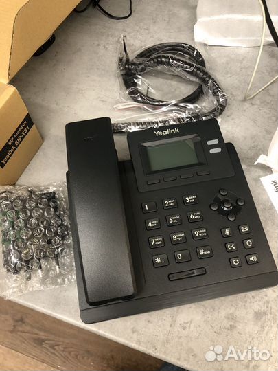 Телефон Yealink SIP-T31
