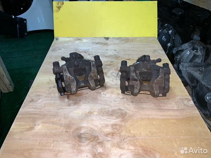 Суппорт задний на Мерседес w204 w207 w212