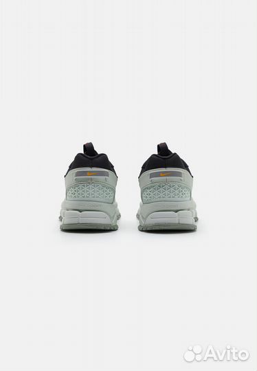 Nike Vomero Roam оригинал из Германии