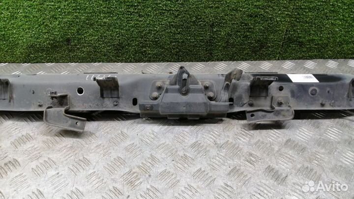 Рамка радиатора Hyundai Sonata