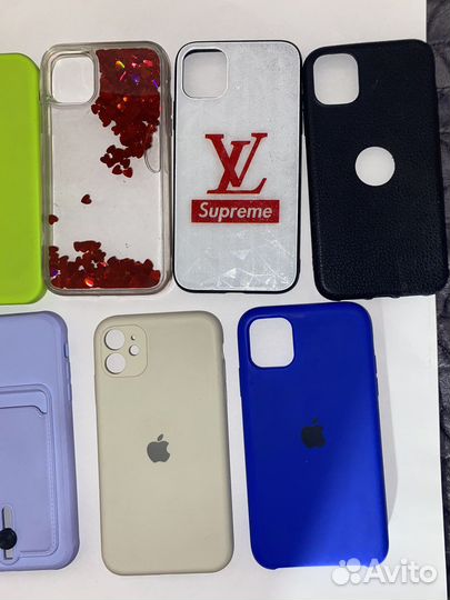 Продам чехлы на Айфон 11