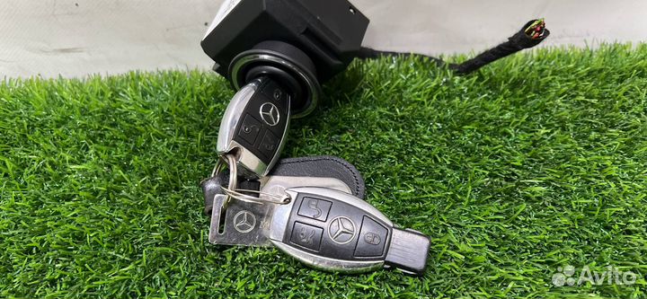 Замок зажигания Mercedes-Benz E-Класс A2129055400