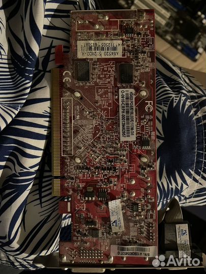 Коробка с комплектующими для пк