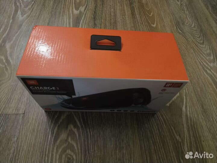 Коробка от JBL Charge 3 se
