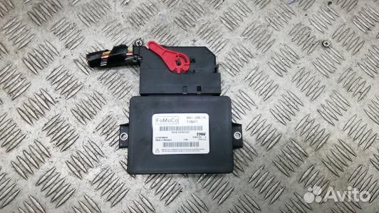 Блок управления ручника (стояночного тормоза) volv