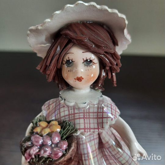 Статуэтка из фарфора музыкальная