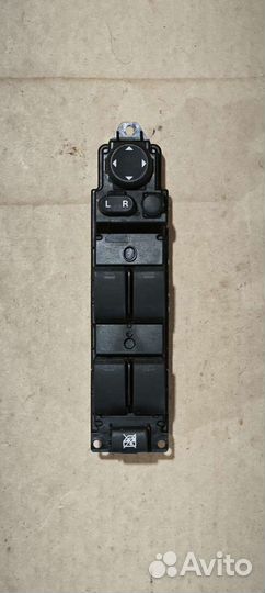 Кнопки стеклоподъемников Mazda 6 (GH) 2002-2013