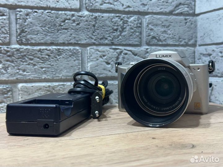 Фотоаппарат Panasonic dvc-fz10