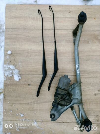 Трапеция стеклоочистителя рено дастер