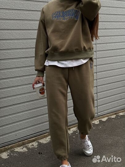 Спортивный костюм женский новый размер единый