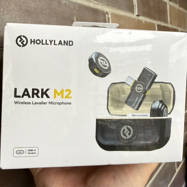Hollyland lark m2