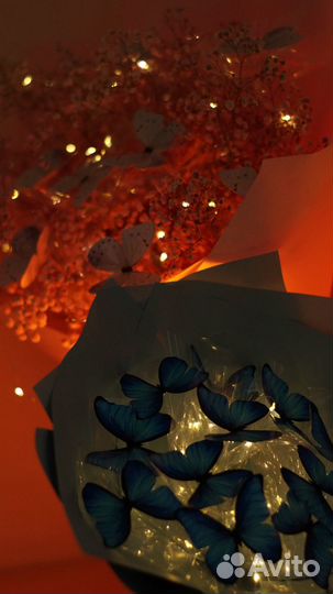 Светящиеся букеты из бабочек на заказ