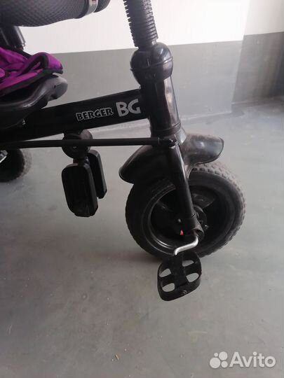 Велосипед с родительской ручкой