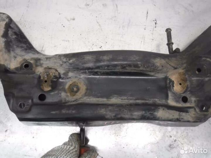 Подрамник передний Volkswagen Polo хэтчбек BUD