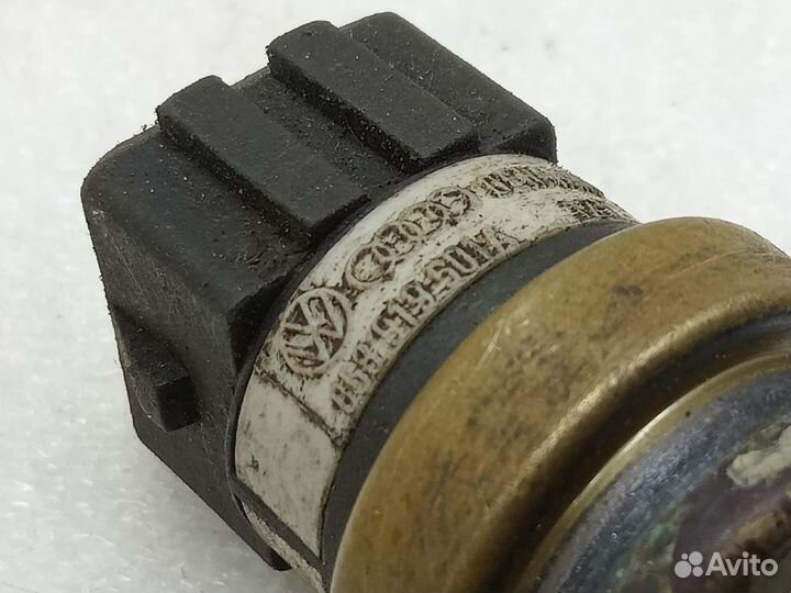 Датчик температуры ож audi A6 C4