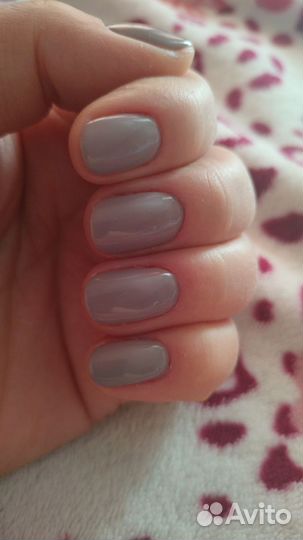 Модель на маникюр