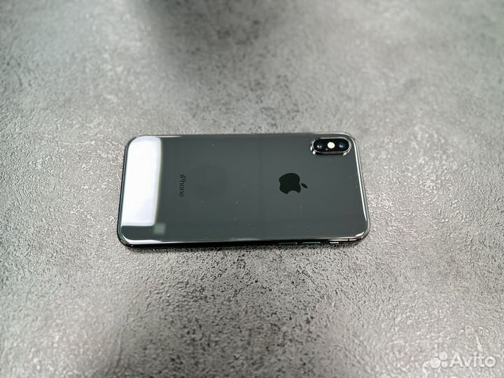 iPhone X, 64 ГБ