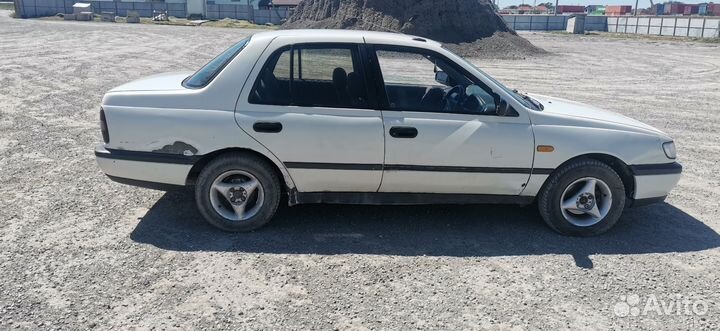 Nissan Pulsar 1.7 AT, 1992, 300 000 км