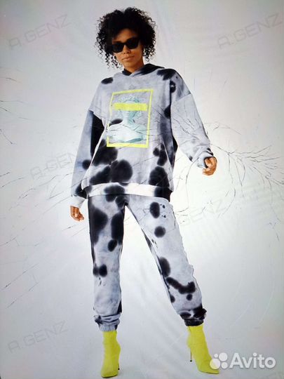 Экслюзивный спортивный костюм