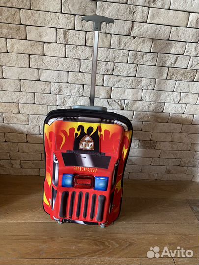 Чемодан детский Supershunk пожарная машина
