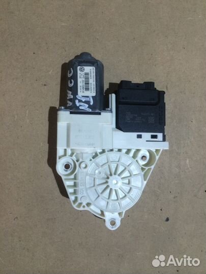 Моторчик стеклоподъемника Volkswagen Passat CC