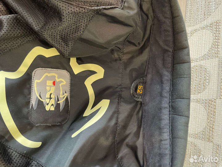 Мото куртка кожаная