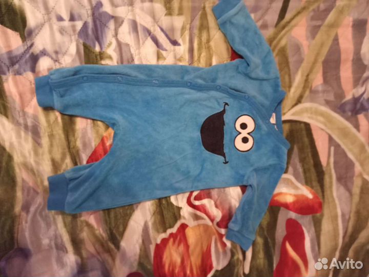 Пакет одежды на мальчика 2-7 месяца