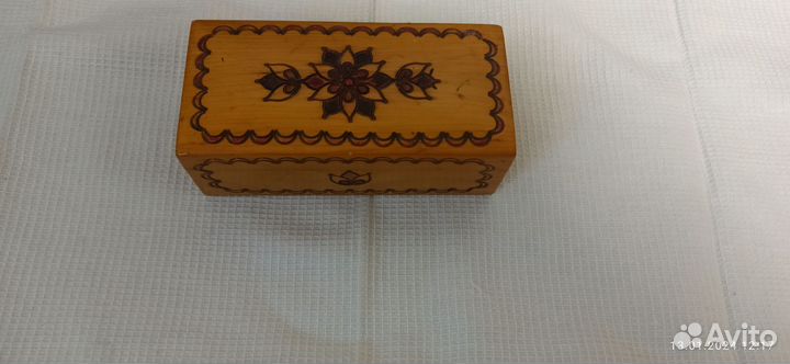 Шкатулка резная деревянная СССР